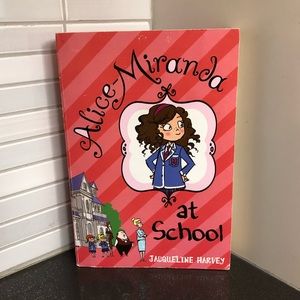 🧡 3/$12 Alice-Miranda at School (Book 1)